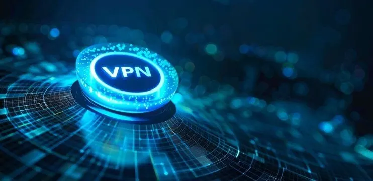 В ведомстве предупреждают о рисках бесплатных VPN-сервисов: под видом «бесплатных» приложений распространяют вирусы и трояны. Совет — устанавливать VPN лишь из проверенных официальных источников.