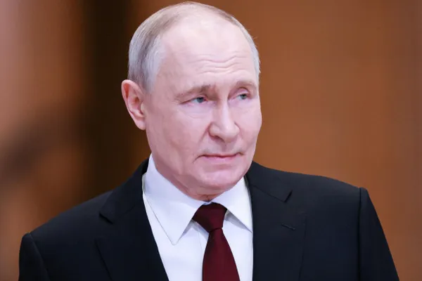 МИД РФ заявил об отзыве посла Сергея Копыркина в Москву для консультаций из‑за шагов армянского руководства по сближению с Евросоюзом, что по мнению России наносит ущерб взаимодействию в рамках ЕАЭС.