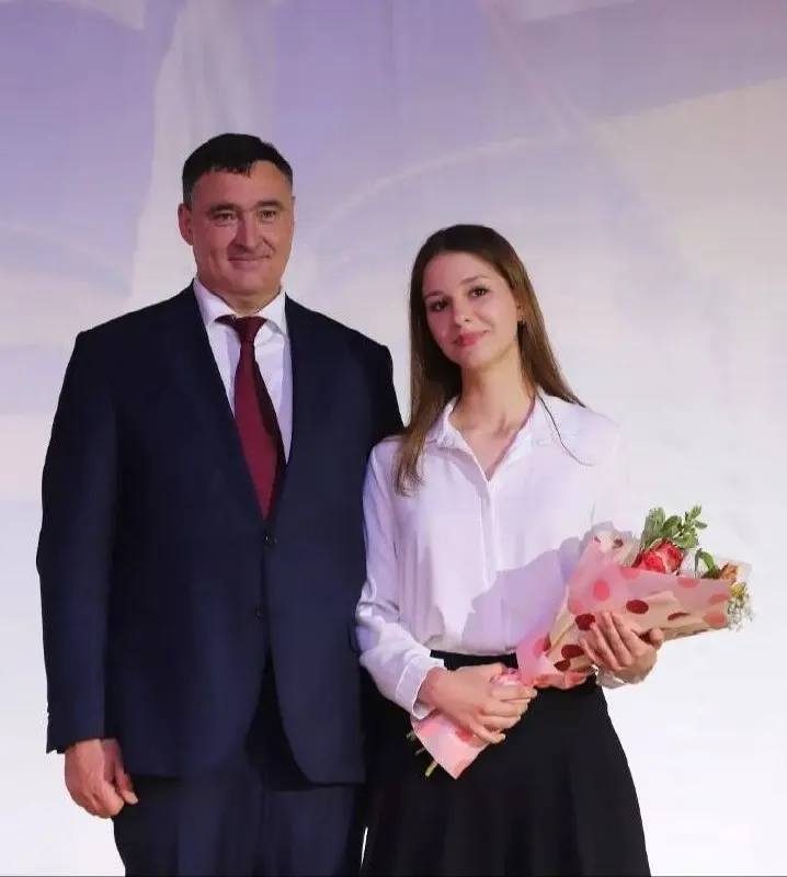 Выпускница лицея №3 получила максимальные баллы по русскому языку, химии и биологии. Планирует поступать в медицинский вуз и стать педиатром.