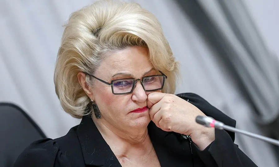 Депутат Нина Останина предложила Роскомнадзору и Минцифры ограничить время пребывания детей в онлайн‑играх и применить к игровым сервисам методы контроля, схожие с теми, что используют для мессенджеров.