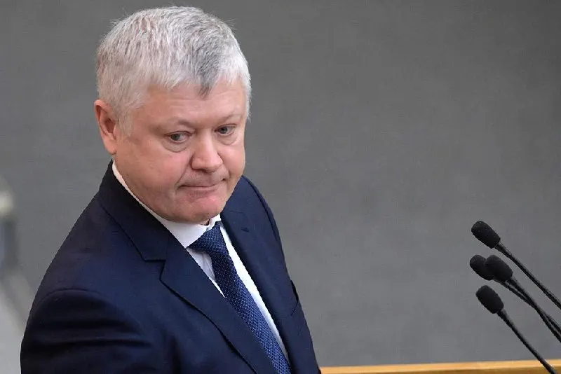 Глава комитета по безопасности сообщил, что из страны вывели свыше 360 зарубежных структур, более 60 — по материалам его комиссии; он также отчитался о принятии 46 законов, направленных на защиту суверенитета.