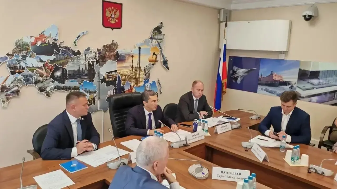 Законопроект предлагает дать Минпромторгу и Минсельхозу доступ к данным ФНС для отслеживания формирования цен на продовольствие на всех этапах и оперативного реагирования на резкий рост.