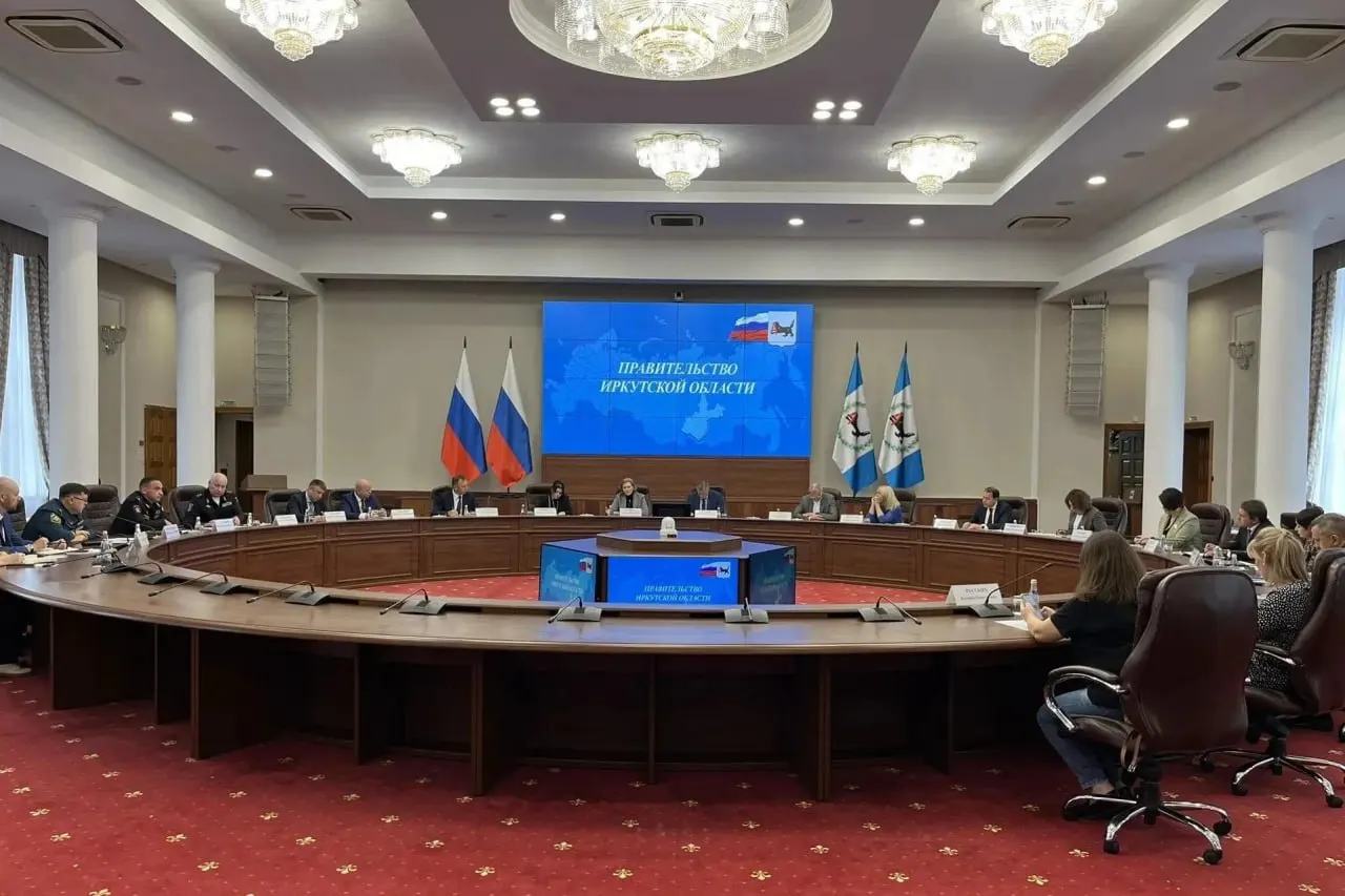 В Иркутской области введены карантинные меры и проводится противоэпидемический контроль; контактные лица взяты под медицинское наблюдение.