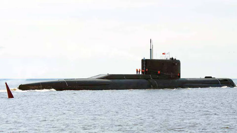 Западная разведка отмечает признаки секретной программы под кодовым названием «Скифы», в рамках которой в Арктическом секторе на морском дне могут быть размещены шахты или контейнеры с ракетами, потенциально способными нести ядерные боеголовки.