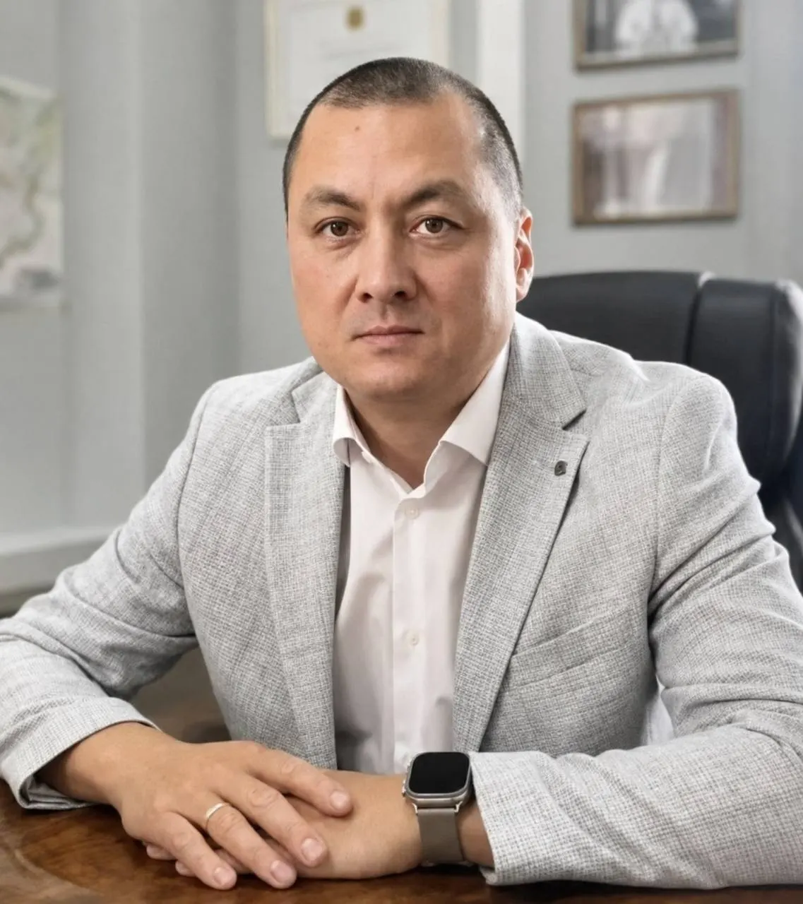 Андрей Лим, руководивший Госветслужбой Забайкалья до 2024 года, вернулся на руководящую должность в системе ветеринарного надзора Иркутской области.