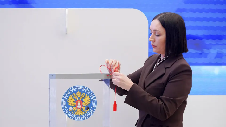 Опрос показал, что большинство не осведомлено о дате голосования, при этом 66% намерены принять участие. «Единая Россия» сохраняет лидерство в рейтингах.