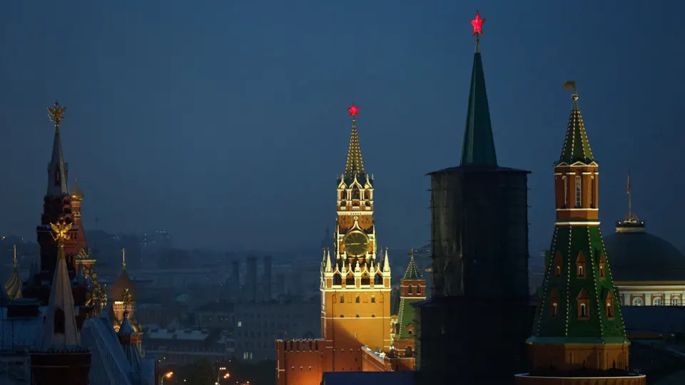 Утечка внутренних документов раскрывает план по созданию клонов «Википедии», фальшивых СМИ и аналитических центров для продвижения кремлёвских нарративов через поисковые системы и большие языковые модели.