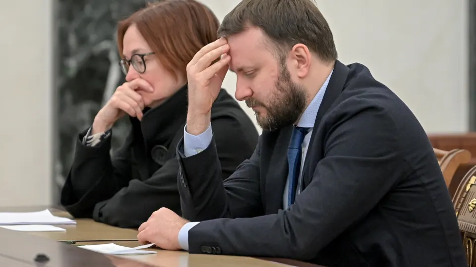 Кандидаты на пост руководителя Центробанка и возможная реформа его функций обсуждаются в администрации; в числе потенциальных преемников называются Максим Орешкин и Пётр Фрадков. Уход нынешней главы может стать серьёзным событием для экономики.