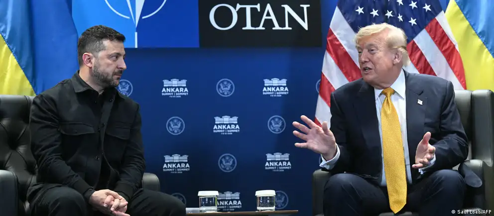 На саммите в Анкаре президент США сообщил, что Штаты намерены дать Украине право изготавливать ракеты для ЗРК Patriot; заявление прозвучало на фоне сообщений о дефиците ракет‑перехватчиков у ВСУ.