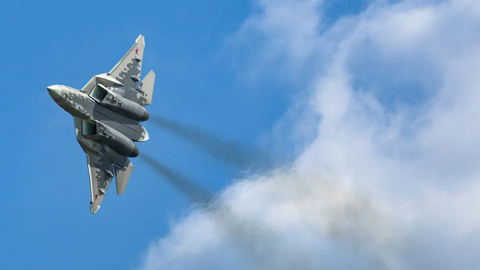 Министерство начислило компании неустойку из‑за многолетней просрочки по госконтракту на разработку газоразрядных дисплеев, при этом федеральная программа импортозамещения электроники испытывает дефицит финансирования.