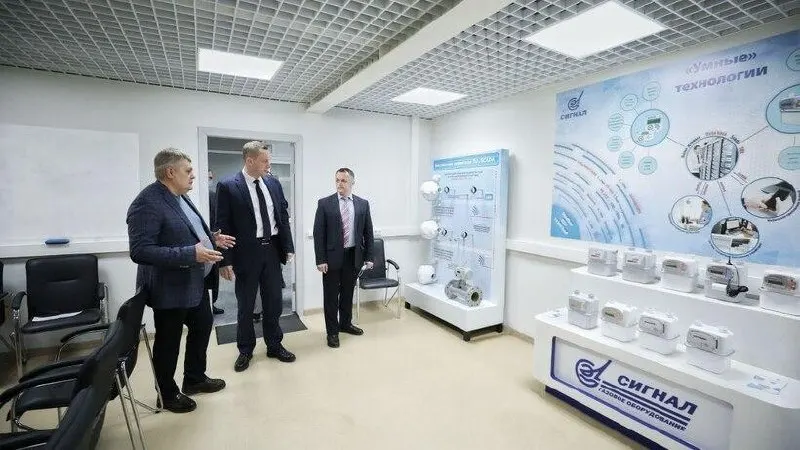 Совет Евросоюза включил завод «Сигнал» в 21-й пакет санкций из‑за производства комплектующих для вооружений и предполагаемой поддержки ВС в зоне СВО.