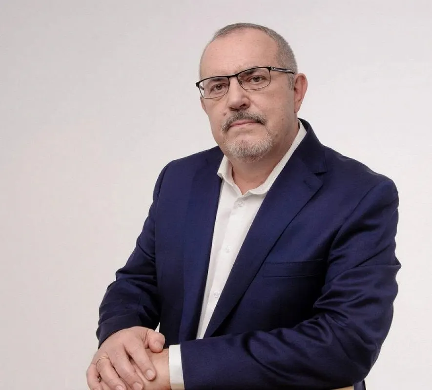 В список внесены Борис Надеждин, проект «Штаб кандидатов», предприниматель Тимофей Рогожин и журналистка Екатерина Воропай.