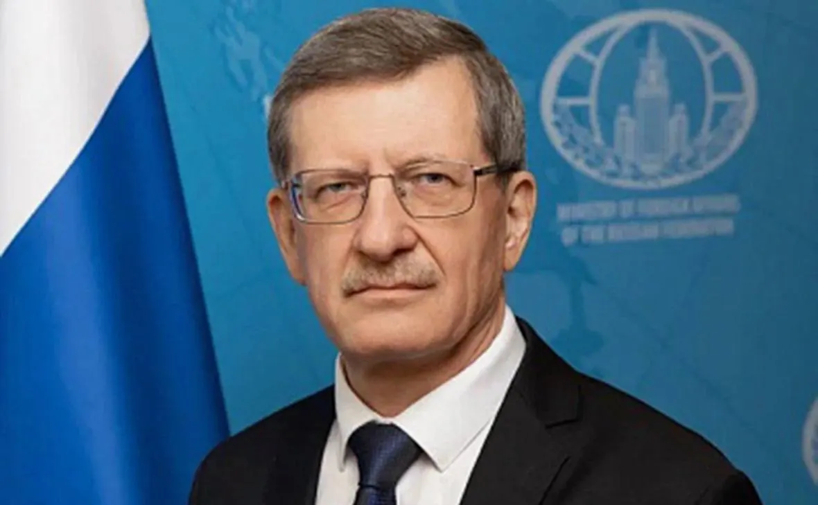 Президент подписал указ о назначении Андрея Подъёлышева послом РФ в Северной Корее. Другим указом он был освобождён от должности посла в Нигерии.