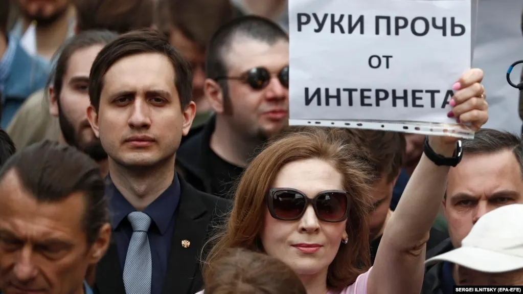Регулятор усилил меры против обхода блокировок, затронув IP‑адреса десятков сервисов и вызвав технические сбои у пользователей.