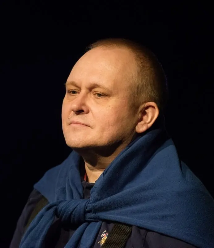 Станислав Мальцев завершил восьмилетний этап в Иркутске и продолжит карьеру во Владивостоке в Драматическом театре Тихоокеанского флота.