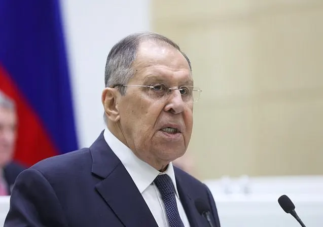 Лавров назвал обвинения Германии в причастности РФ к инциденту с беспилотниками началом эскалации и подчеркнул риск повторения исторических ошибок.