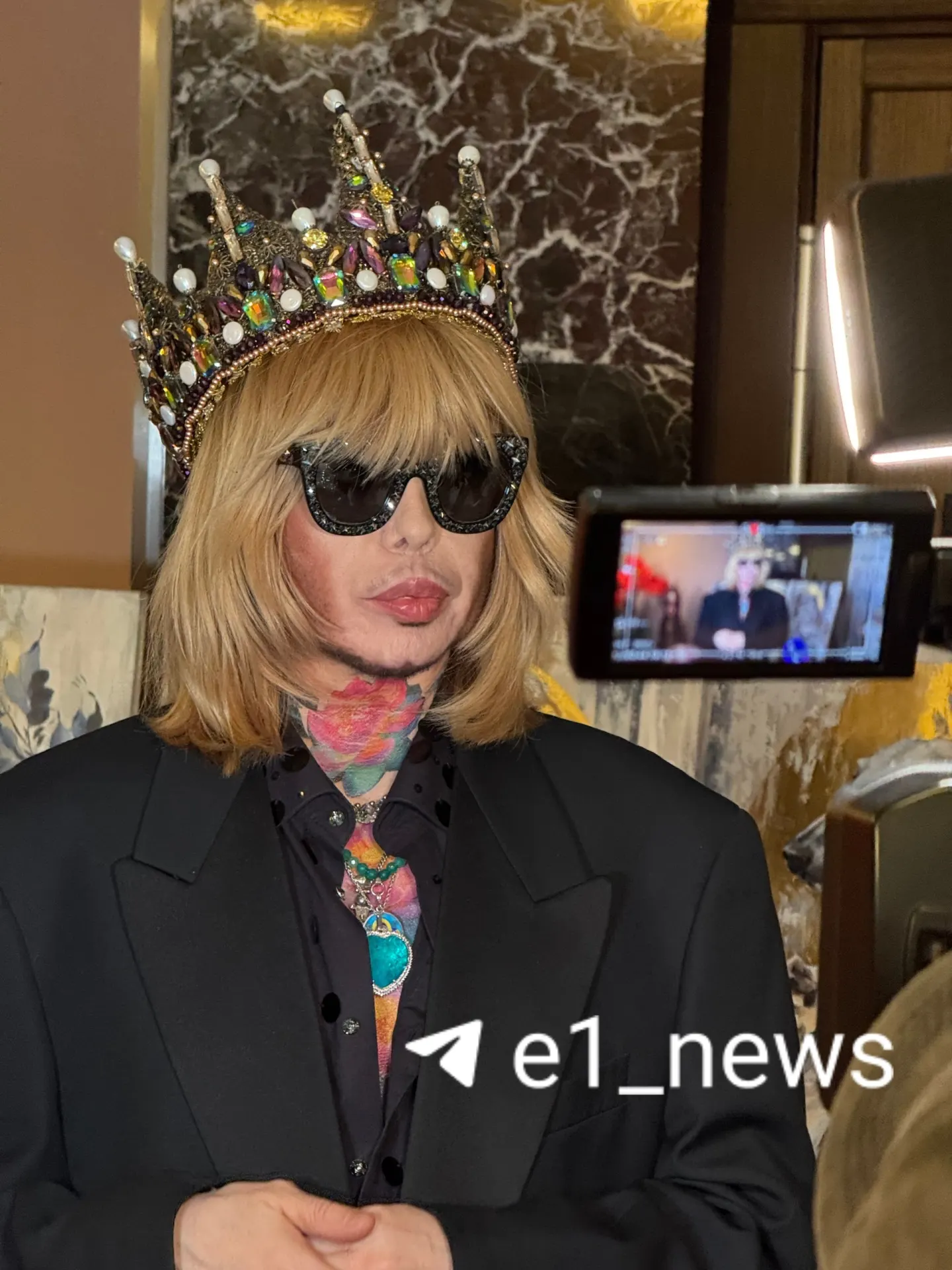 Фестиваль моды в культурном центре Урал продемонстрировал масштаб отечественной индустрии: участие более 25 дизайнеров и свыше 350 гостей со всей России.