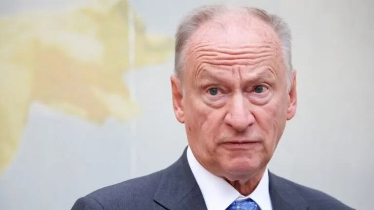 Помощник президента и экс‑глава ФСБ раскритиковал заявление польского министра о военном превосходстве над Россией.